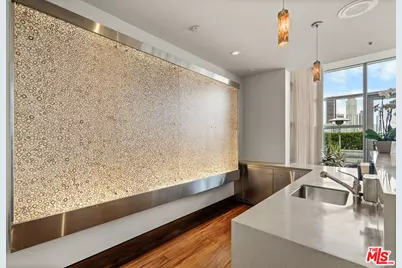 1155 S Grand Ave #2109, Los Angeles, CA 90015 - Photo 21