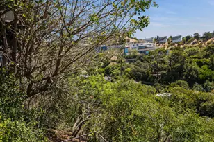 9234 Kinglet Dr, Los Angeles, CA 90069 - Photo 43