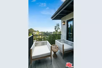 9234 Kinglet Dr, Los Angeles, CA 90069 - Photo 27