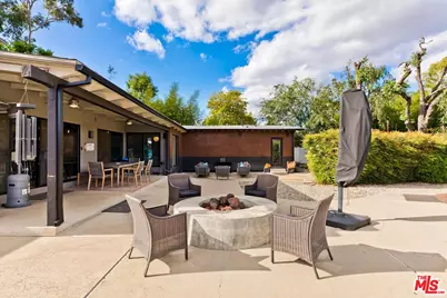 8730 Encino Ave, Los Angeles, CA 91325 - Photo 23