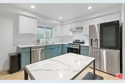 1029 Lord St, Los Angeles, CA 90033 - Photo 9