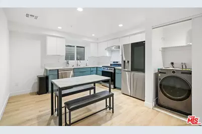 1029 Lord St, Los Angeles, CA 90033 - Photo 7