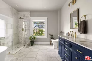 2248 S Hobart Blvd, Los Angeles, CA 90018 - Photo 37