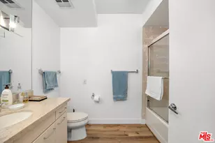 13600 Marina Pointe Dr, Marina del Rey, CA 90292 - Photo 17