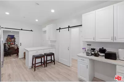 1801 W 43rd St, Los Angeles, CA 90062 - Photo 9