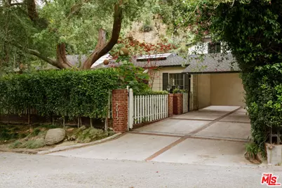 2015 Nichols Canyon Rd, Los Angeles, CA 90046 - Photo 3