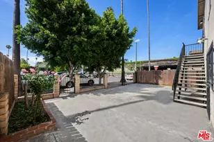 347 W 67th St, Los Angeles, CA 90003 - Photo 5