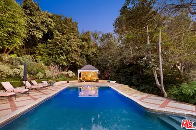 1240 N Wetherly Dr, Los Angeles, CA 90069 - Photo 1