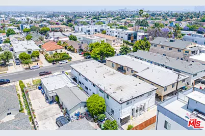 4546 W 17th St, Los Angeles, CA 90019 - Photo 9