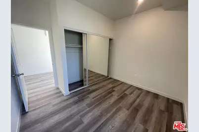4546 W 17th St, Los Angeles, CA 90019 - Photo 31