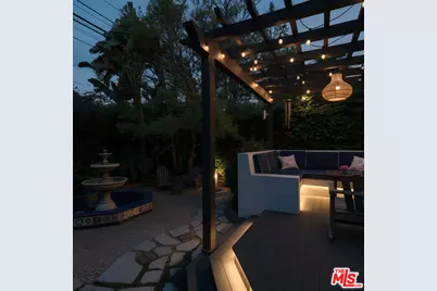 2317 Pearl St, Santa Monica, CA 90405 - Photo 35