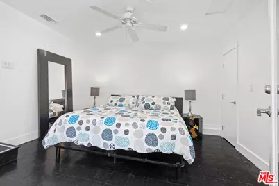 430 Rialto Ave, Venice, CA 90291 - Photo 15