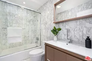 8530 Holloway Dr, West Hollywood, CA 90069 - Photo 15