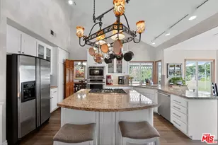 15555 Bronco Dr, Canyon Country, CA 91387 - Photo 9