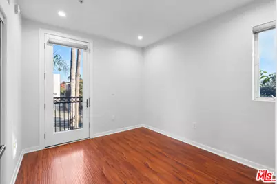 1401 S St Andrews Pl #201, Los Angeles, CA 90019 - Photo 23