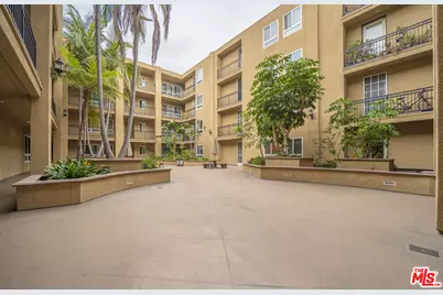 1401 S St Andrews Pl #201, Los Angeles, CA 90019 - Photo 29