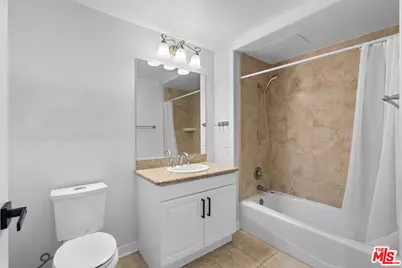 1401 S St Andrews Pl #201, Los Angeles, CA 90019 - Photo 21