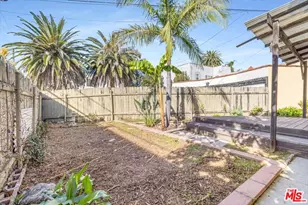 1185 S Tremaine Ave, Los Angeles, CA 90019 - Photo 45