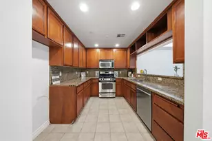 956 S Wilton Pl, Los Angeles, CA 90019 - Photo 11