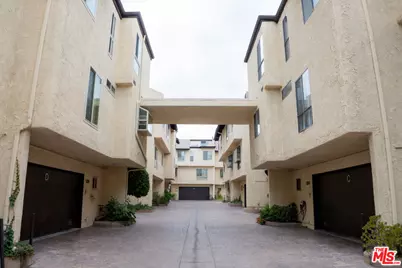 5257 Coldwater Canyon Ave #B, Sherman Oaks, CA 91401 - Photo 29