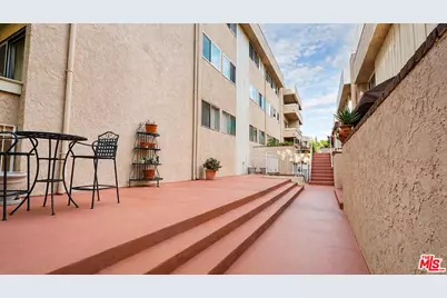 5139 Balboa Blvd #12, Encino, CA 91316 - Photo 25