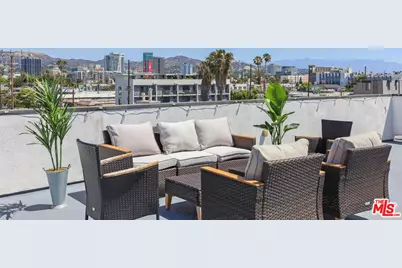 935 N Hudson Ave #401, Los Angeles, CA 90038 - Photo 1