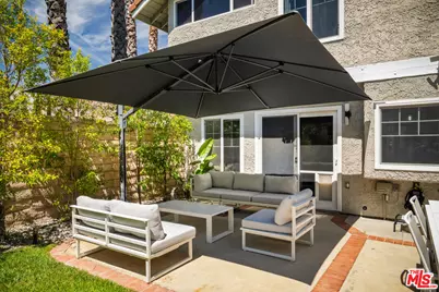 23604 Real Ct, Valencia, CA 91355 - Photo 7