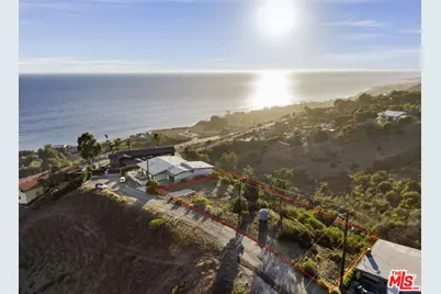 4615 Via Vienta St, Malibu, CA 90265 - Photo 15