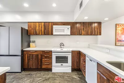 277 E Alejo Rd #101, Palm Springs, CA 92262 - Photo 15