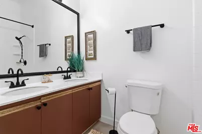 856 W Beach Ave #16, Inglewood, CA 90302 - Photo 29