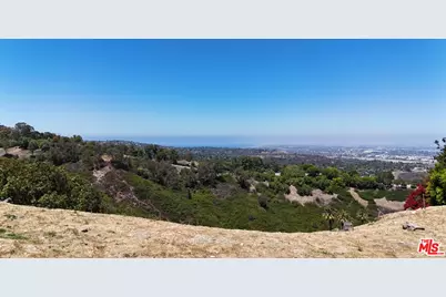 14 Bronco Dr., Rancho Palos Verdes, CA 90275 - Photo 3