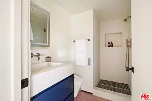 3785 Boise Ave, Los Angeles, CA 90066 - Photo 11