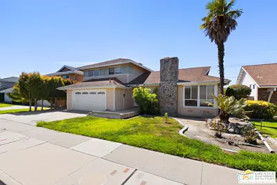 5102 Canterbury Dr, Cypress, CA 90630 - Photo 3