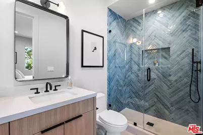 12000 Navy St, Los Angeles, CA 90066 - Photo 25