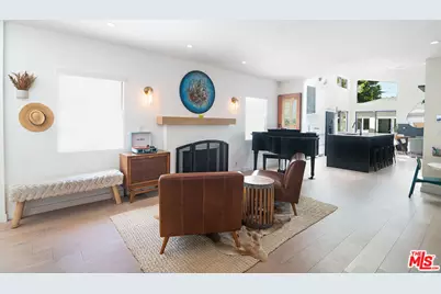 2843 S Holt Ave, Los Angeles, CA 90034 - Photo 3