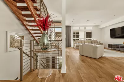 6728 W Hepburn Way, Los Angeles, CA 90038 - Photo 11