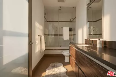 6728 W Hepburn Way, Los Angeles, CA 90038 - Photo 19