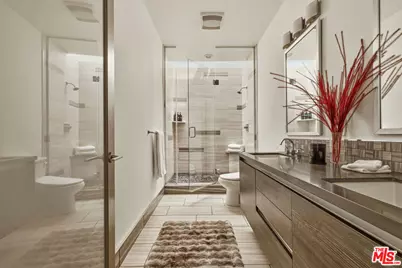 6728 W Hepburn Way, Los Angeles, CA 90038 - Photo 23
