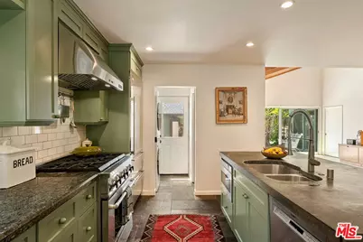 3525 McLaughlin Ave, Los Angeles, CA 90066 - Photo 23