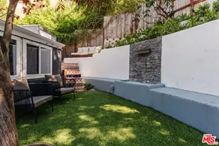 8404 Kirkwood Dr, Los Angeles, CA 90046 - Photo 23