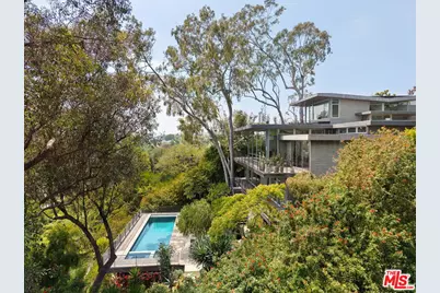 901 Kenter Way, Los Angeles, CA 90049 - Photo 1