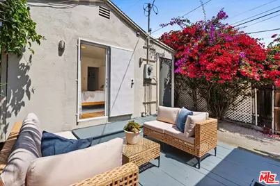 130 Wavecrest Ave, Venice, CA 90291 - Photo 13