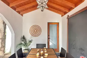 636 N Curson Ave, Los Angeles, CA 90036 - Photo 35