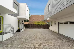2209 6th Ave, Los Angeles, CA 90018 - Photo 15