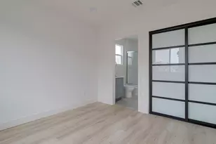2209 6th Ave, Los Angeles, CA 90018 - Photo 23