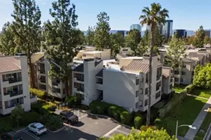21450 Burbank Blvd, Woodland Hills, CA 91367 - Photo 1