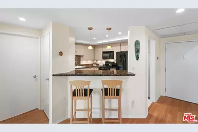 8160 Manitoba St #113, Playa del Rey, CA 90293 - Photo 13