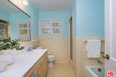 5383 Village Grn, Los Angeles, CA 90016 - Photo 15