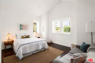 11610 Chiquita St, Studio City, CA 91604 - Photo 25