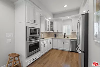 5926 Barton Ave, Los Angeles, CA 90038 - Photo 3